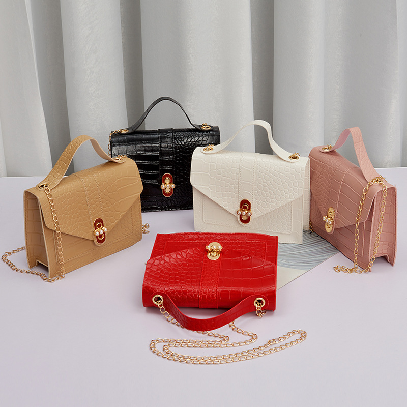 MZ Korean Style Crocodile Pattern Pearl Lock Chain Small Square Bag