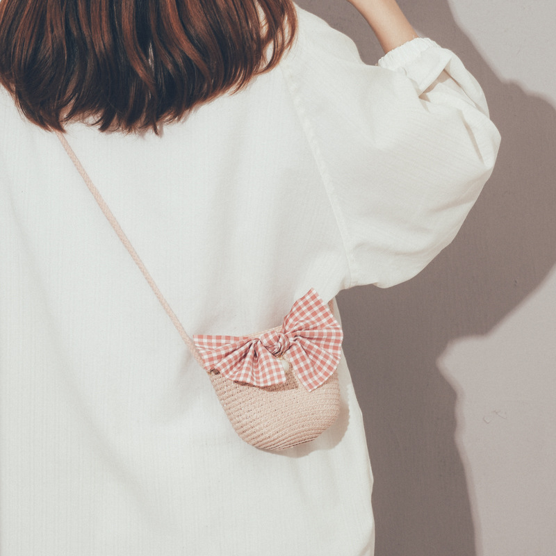 Handmade Straw Mini Crossbody Bag with Bow - Image 2