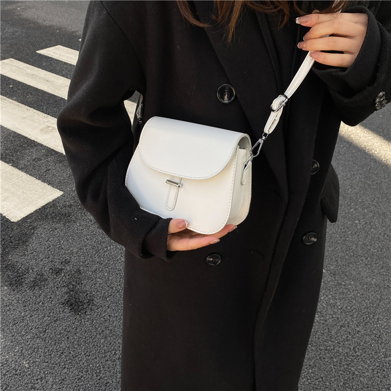 Trendy Half Moon Saddle Bag for Women - PU Shoulder Crossbody Bag - Image 3