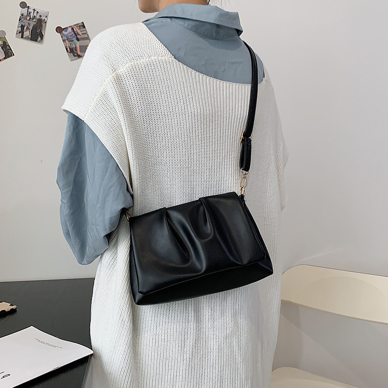 MZ Women's Pleated Shoulder Bag 2022 New Fashion Casual Solid Color Retro Crossbody Small Bag - Image 4