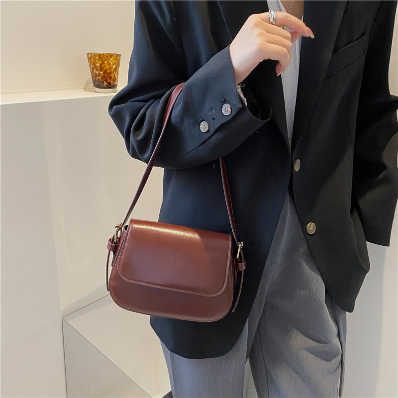 Minimalist Casual Small Square Bag Women 2022 New Solid Color Stylish Retro Crossbody Shoulder Underarm Bag