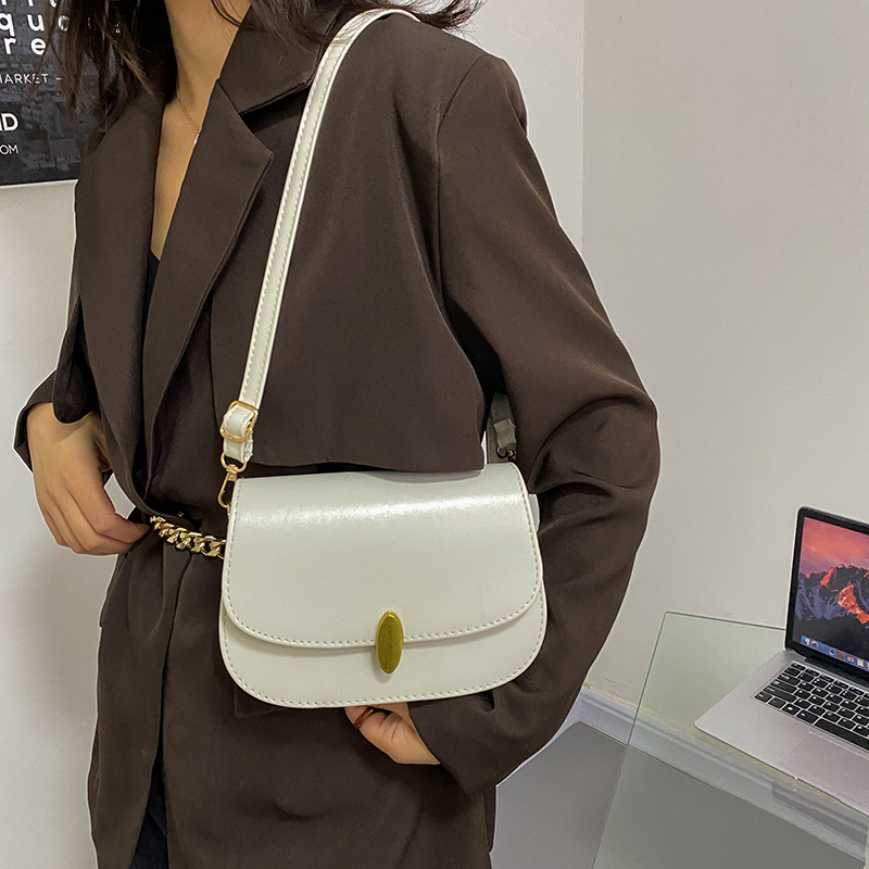 Minimalist Chic Women's Square Bag 2022 New Trendy Shoulder Underarm Retro Crossbody - Image 4
