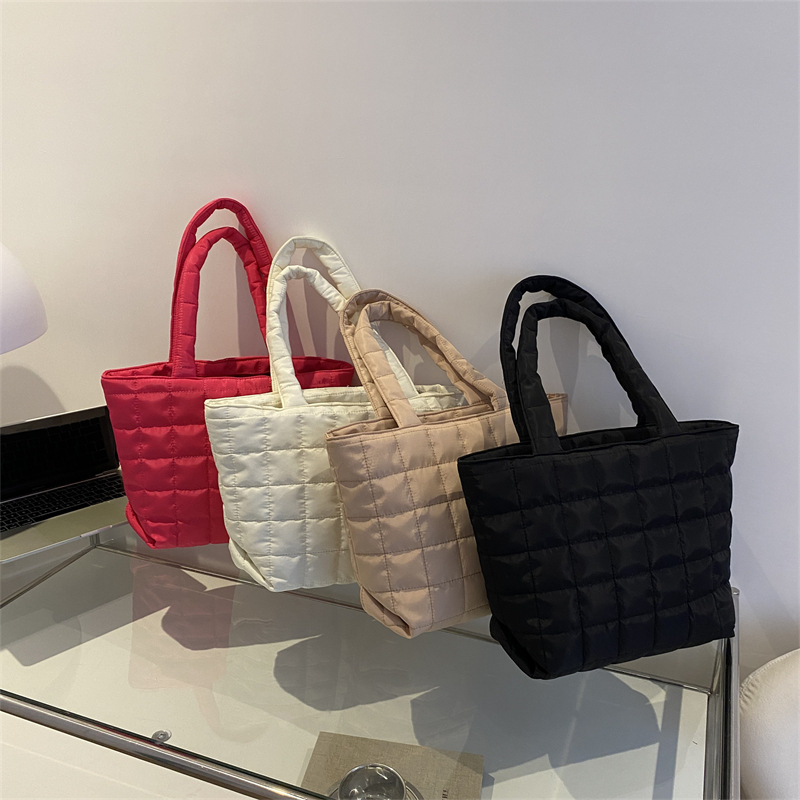 MZ Large Capacity Women's Shoulder Tote Bag Solid Color Stitching Casual - Image 2