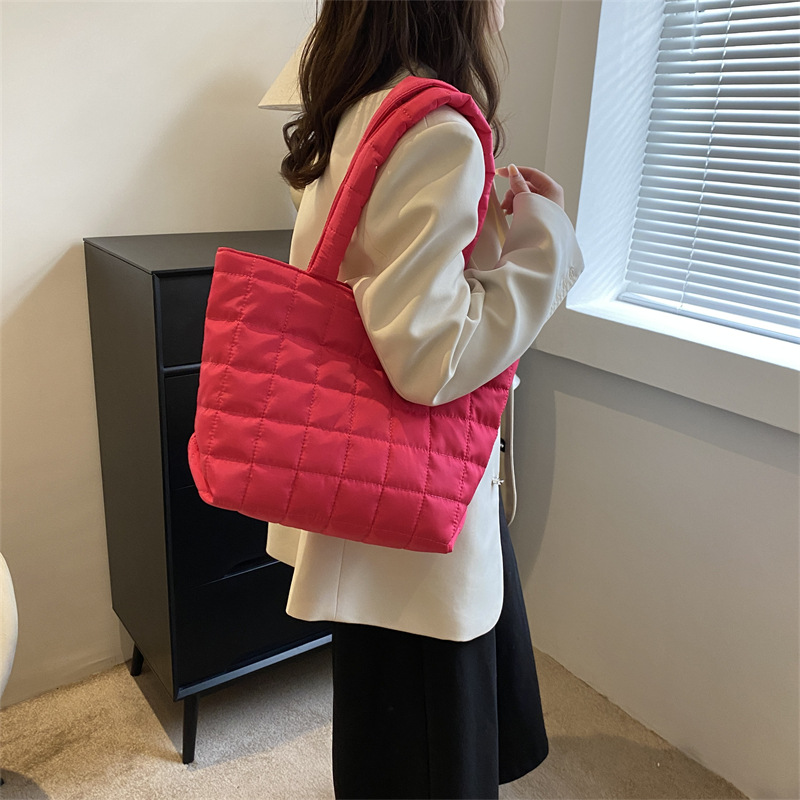 MZ Large Capacity Women's Shoulder Tote Bag Solid Color Stitching Casual - Image 4