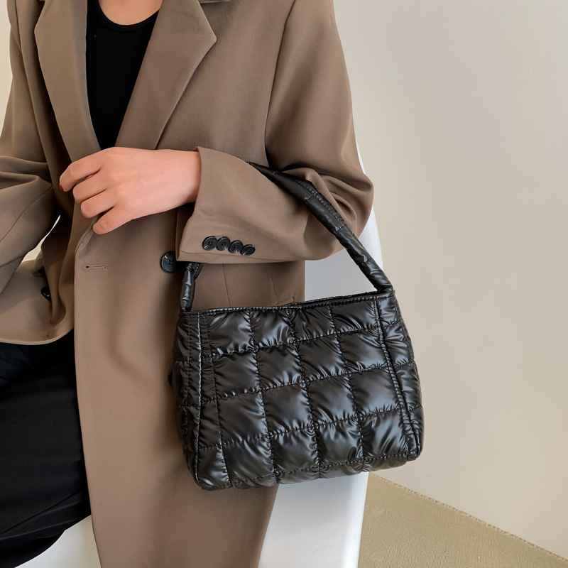 2023 Winter New Cotton Padded Women's Large Capacity Handbag Plaid Embroidered Single Shoulder Square Bag - Image 3