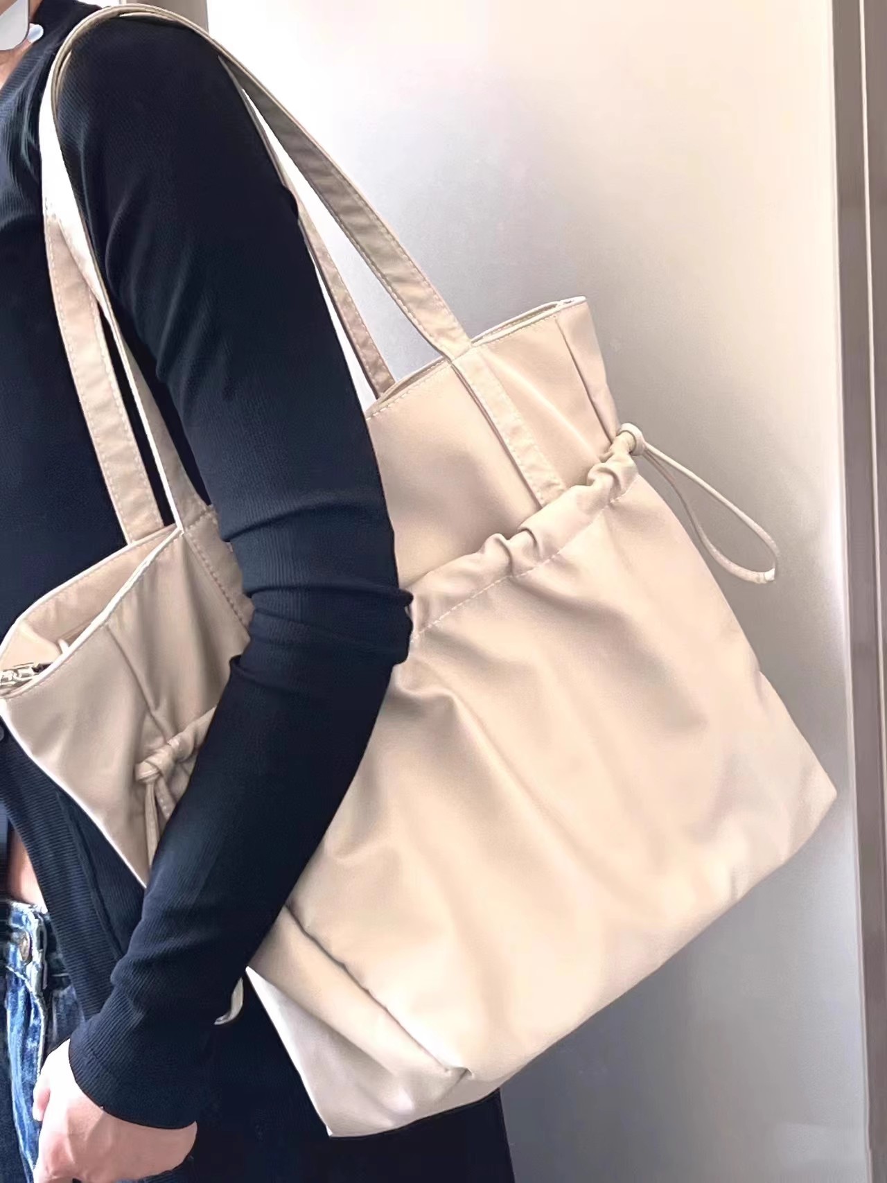 Canvas Tote Bag for Women Simple 2023 New Waterproof Large Capacity Commute Handbag Shoulder Bag - Image 3